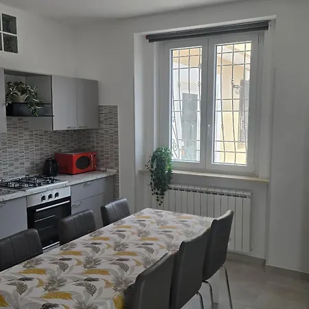 Dimora Clorinda 2 3*